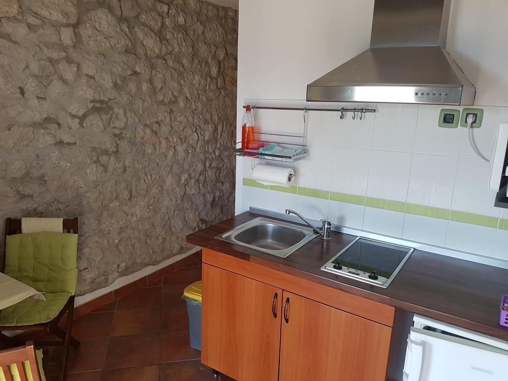 Apartments Mirela Gradac (Split-Dalmatia) Exterior foto