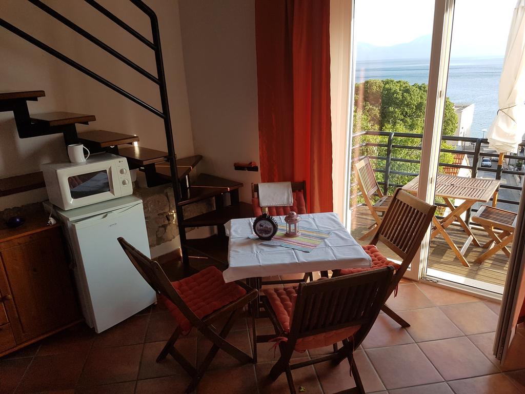 Apartments Mirela Gradac (Split-Dalmatia) Exterior foto