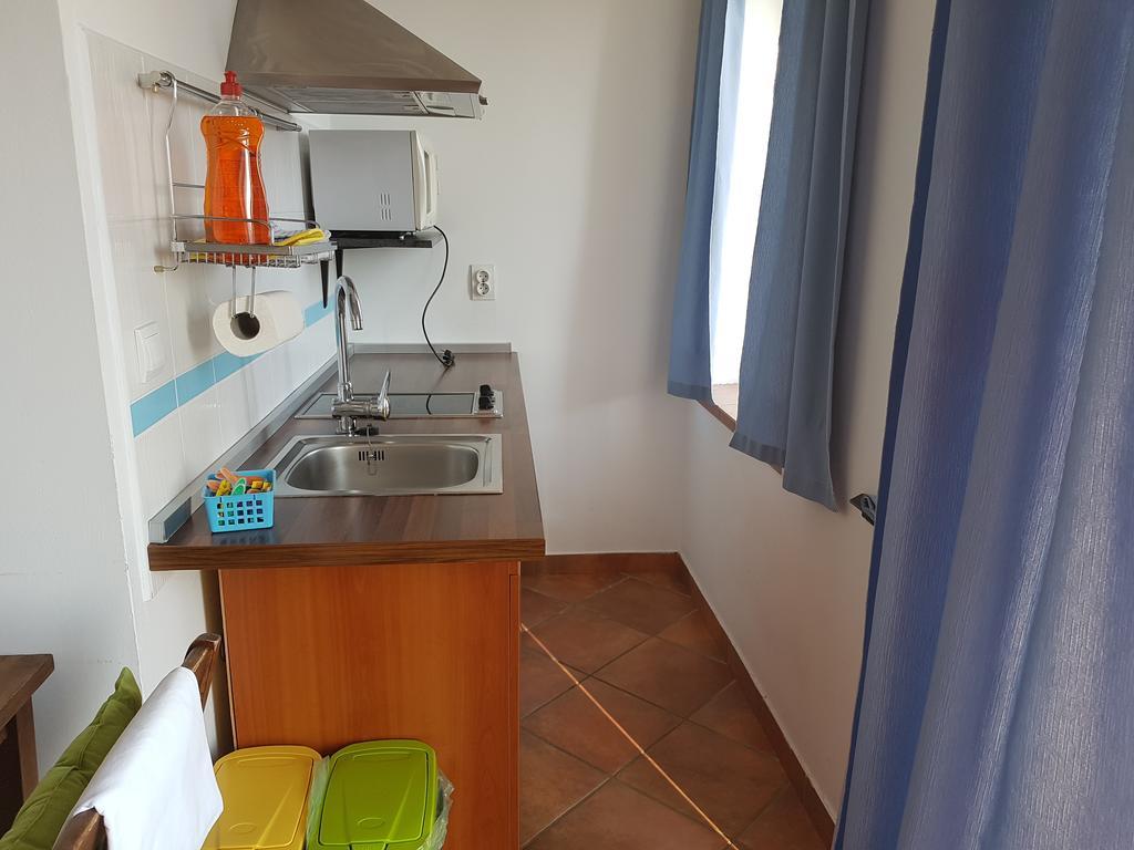 Apartments Mirela Gradac (Split-Dalmatia) Exterior foto
