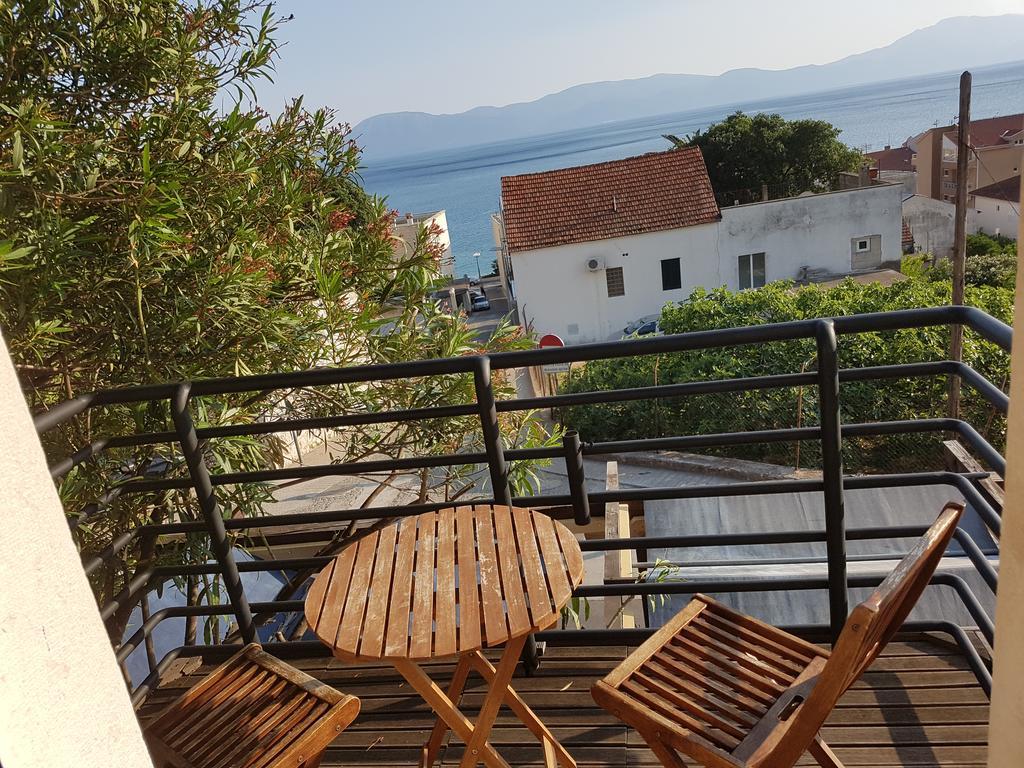 Apartments Mirela Gradac (Split-Dalmatia) Exterior foto