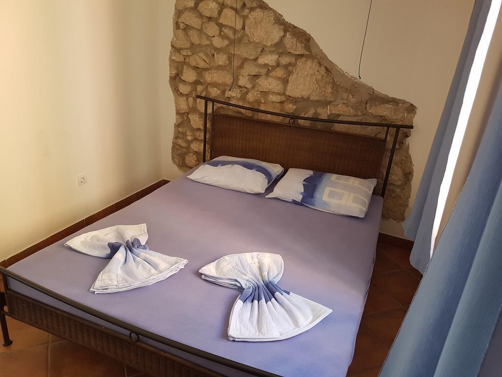 Apartments Mirela Gradac (Split-Dalmatia) Exterior foto