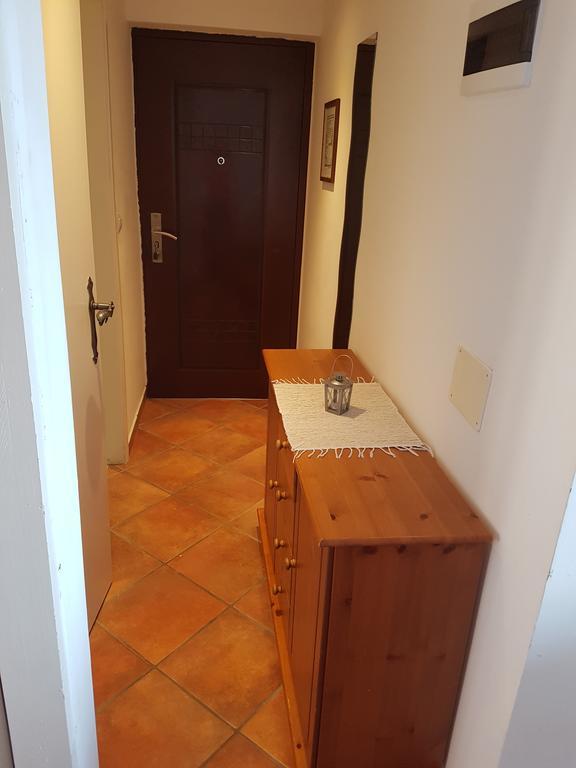 Apartments Mirela Gradac (Split-Dalmatia) Exterior foto